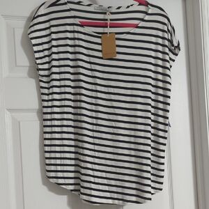 Women's Striped Black and White Top